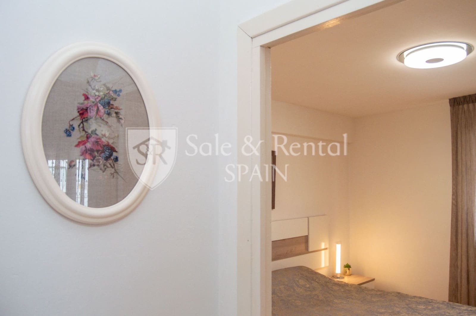 2 bedroom Flat for sale in Lloret de Mar - € 165,000 (Ref: 9854814)