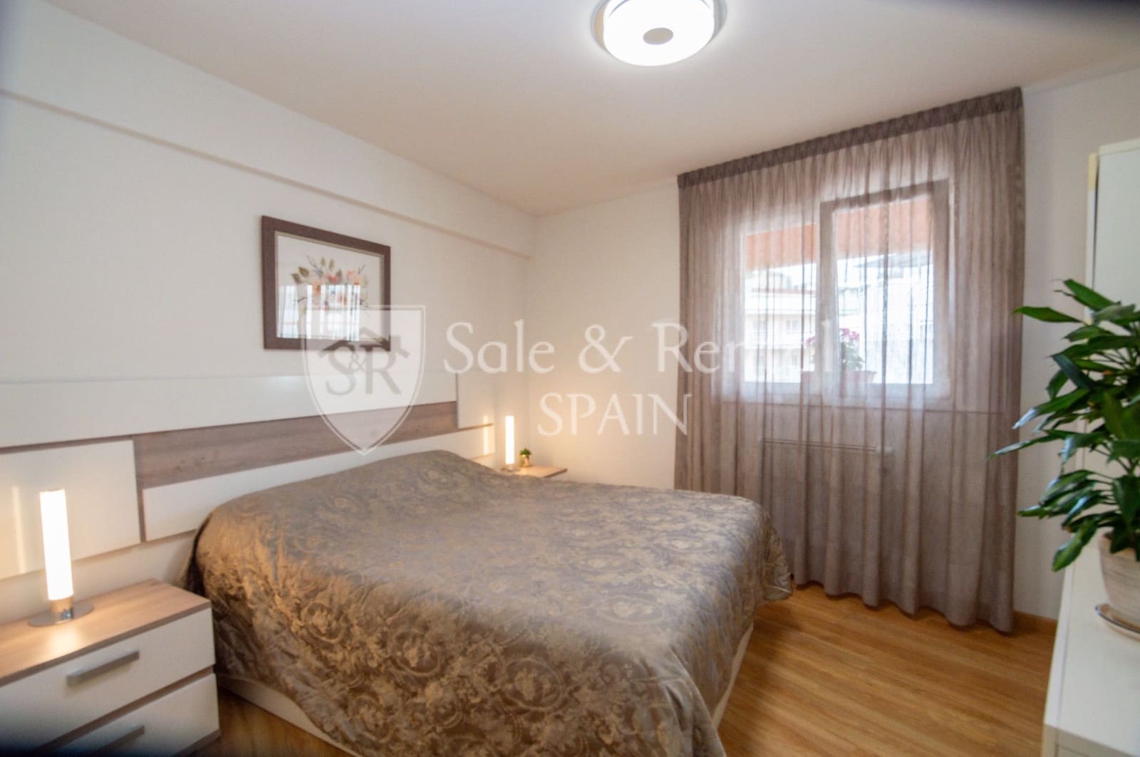 2 bedroom Flat for sale in Lloret de Mar - € 165,000 (Ref: 9854814)