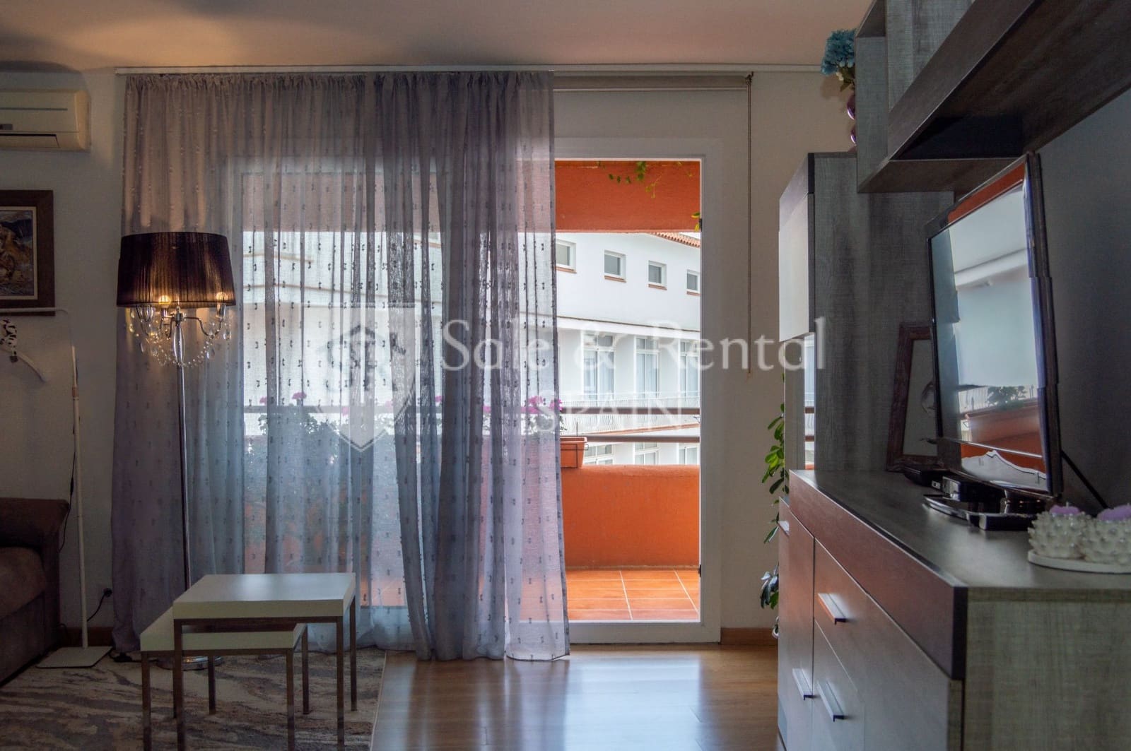 2 bedroom Flat for sale in Lloret de Mar - € 165,000 (Ref: 9854814)