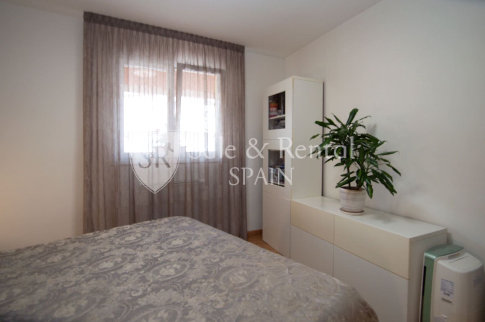 2 bedroom Flat for sale in Lloret de Mar - € 165,000 (Ref: 9854814)