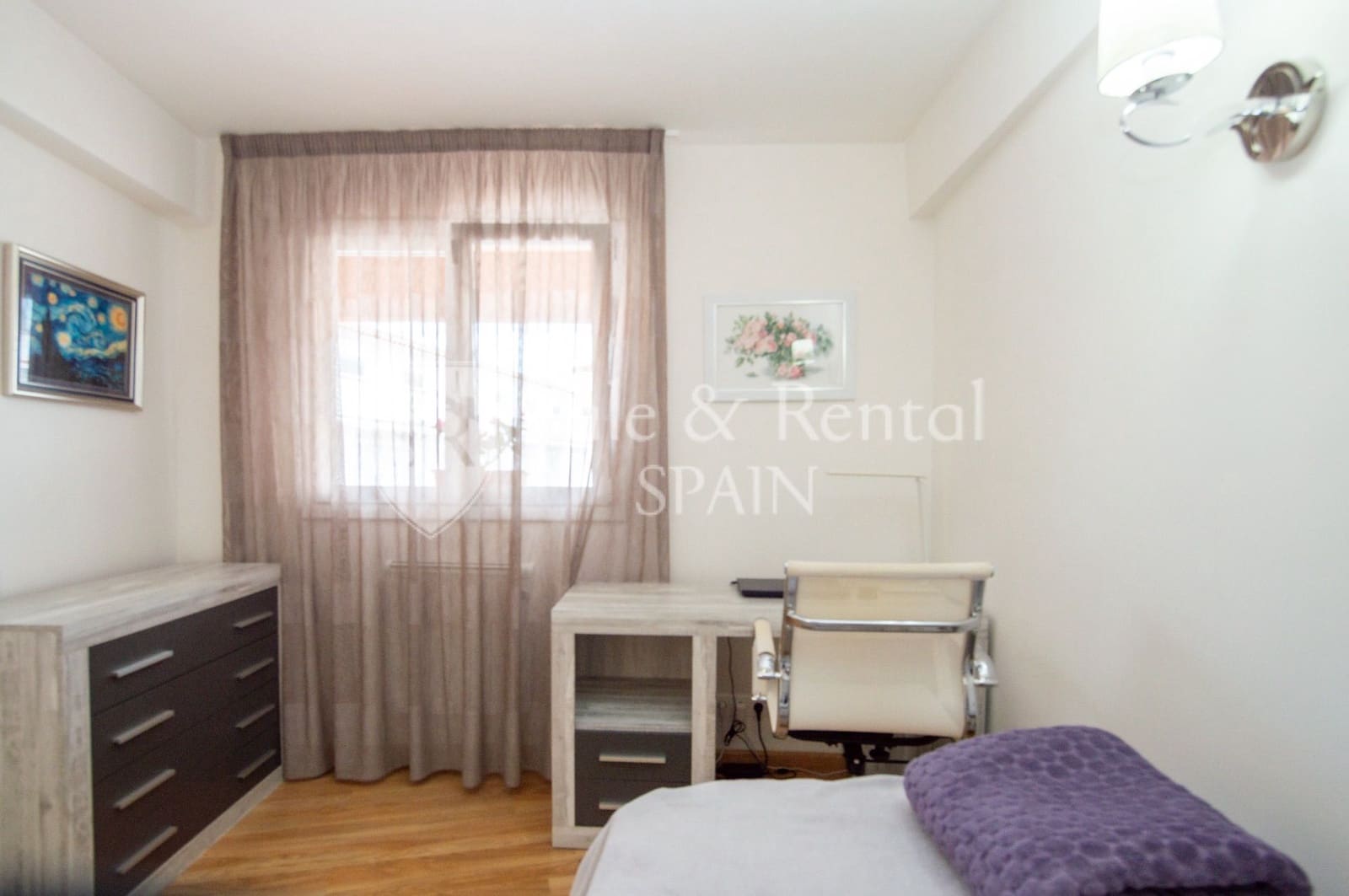 2 bedroom Flat for sale in Lloret de Mar - € 165,000 (Ref: 9854814)