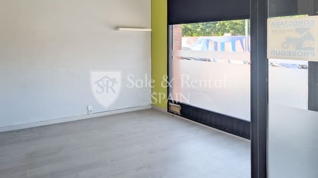 Commercieel te koop in Gerona stad - € 125.000 (Ref: 9861475)