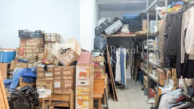 Commercieel te koop in Gerona stad - € 125.000 (Ref: 9861476)