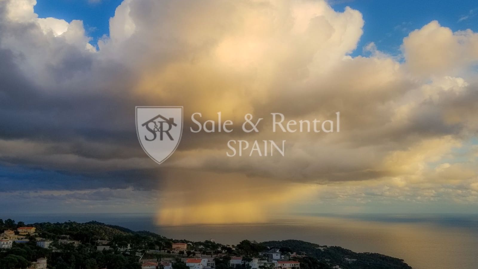 6 makuuhuone Huvila myytävänä paikassa Lloret de Mar mukana uima-altaan 
autotalli - 790 000 € (Ref: 9866394)