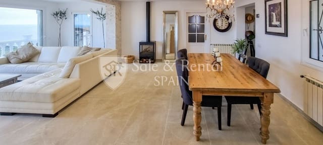 6 makuuhuone Huvila myytävänä paikassa Serra Brava, Lloret de Mar mukana uima-altaan 
autotalli - 790 000 € (Ref: 9866394)