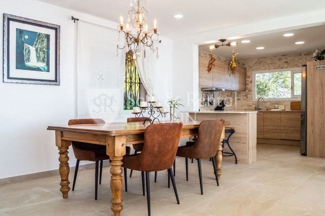 6 sovrum Villa till salu i Serra Brava, Lloret de Mar med pool garage - 765 000 € (Ref: 9866394)