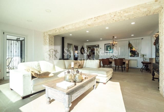 6 sovrum Villa till salu i Serra Brava, Lloret de Mar med pool garage - 765 000 € (Ref: 9866394)