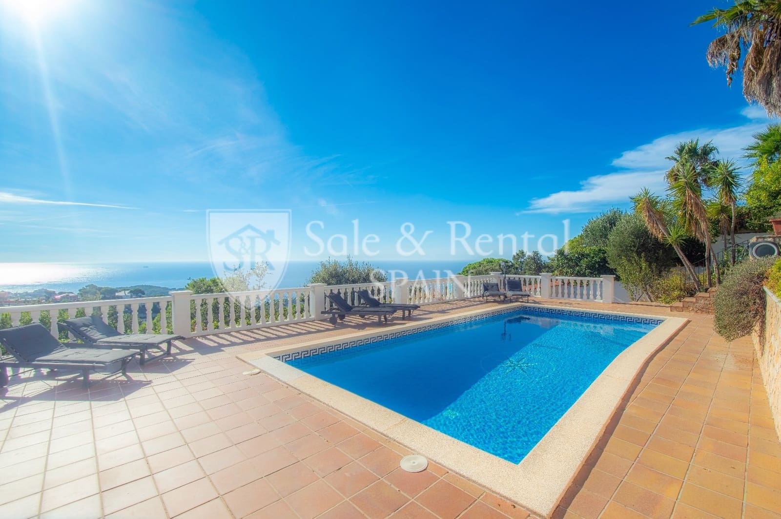 6 quarto Moradia para venda em Lloret de Mar com piscina garagem - 765 000 € (Ref: 9866394)