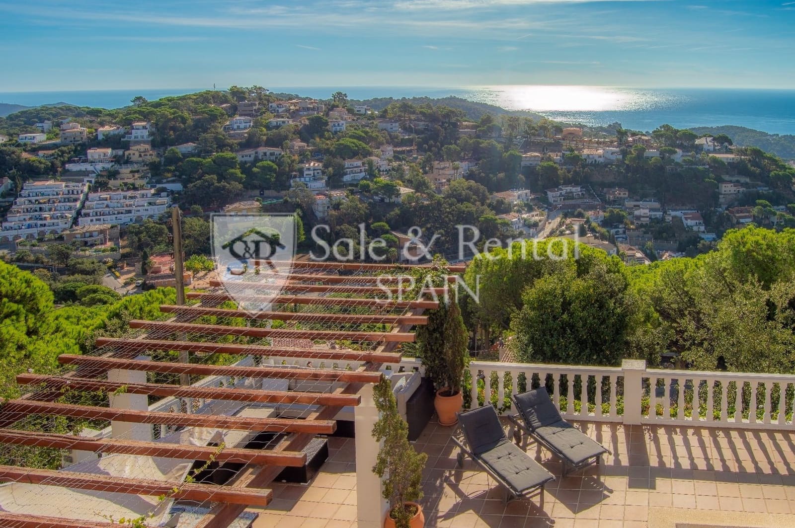 6 quarto Moradia para venda em Lloret de Mar com piscina garagem - 765 000 € (Ref: 9866394)