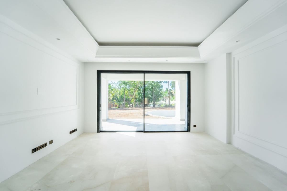 6 soverom Villa til salgs i Marbella med svømmebasseng garasje - € 8 500 000 (Ref: 7472937)