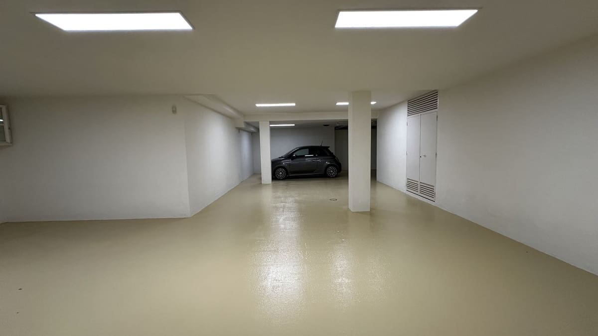 5 camera da letto Villa da affittare in Golden Mile con piscina garage - 17.000 € (Rif: 9628073)