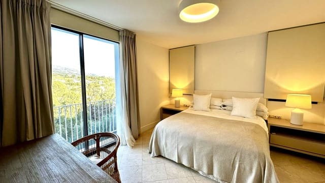 5 soverom Villa til leie i Golden Mile, Marbella med svømmebasseng garasje - € 17 000 (Ref: 9628073)