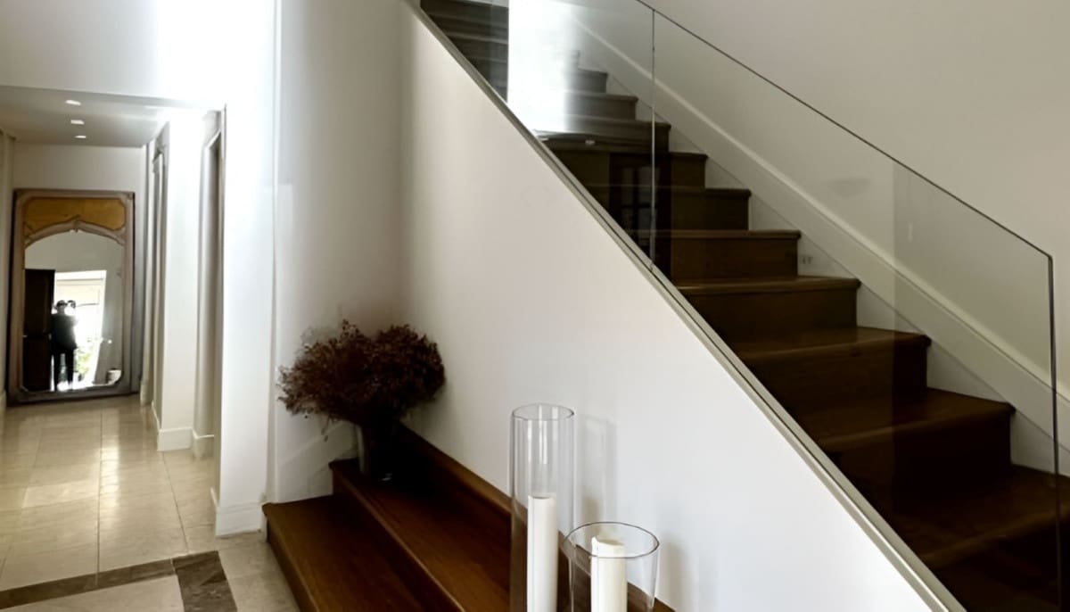 5 bedroom Villa for rent in Golden Mile with pool garage - € 17,000 (Ref: 9628073)