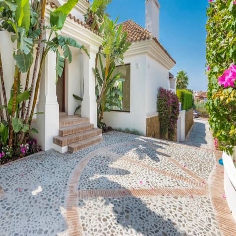 5 slaapkamer Villa te huur in Golden Mile, Marbella met zwembad garage - € 15.000 (Ref: 9628073)