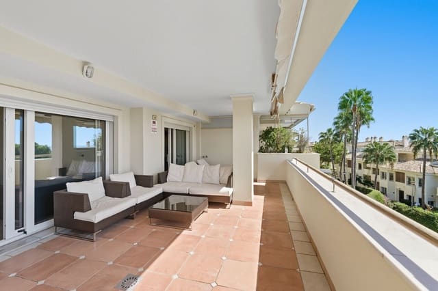 3 slaapkamer Appartement te koop in Marbella met zwembad garage - € 1.100.000 (Ref: 9628074)