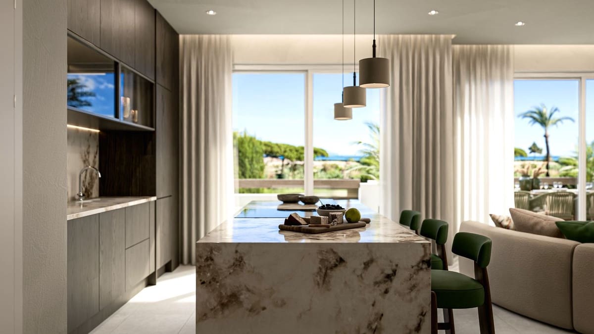 Apartamento de 3 habitaciones en Los Monteros en venta con piscina garaje - 2.450.000 € (Ref: 9628076)