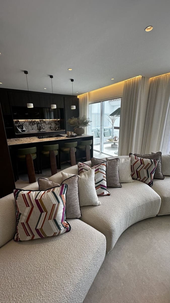 Apartamento de 3 habitaciones en Los Monteros en venta con piscina garaje - 2.450.000 € (Ref: 9628076)