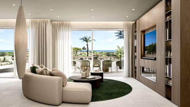 3 soverom Leilighet til salgs i Los Monteros, Marbella med svømmebasseng garasje - € 2 450 000 (Ref: 9628076)