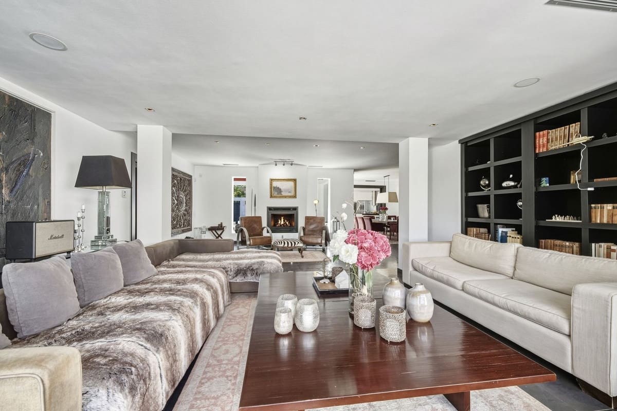 6 slaapkamer Villa te koop in Guadalmina met zwembad garage - € 5.900.000 (Ref: 9628077)