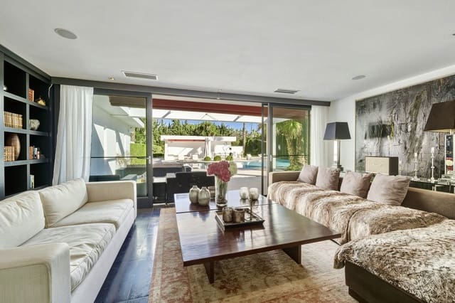 6 bedroom Villa for sale in Guadalmina Baja, Marbella with pool garage - € 5,900,000 (Ref: 9628077)