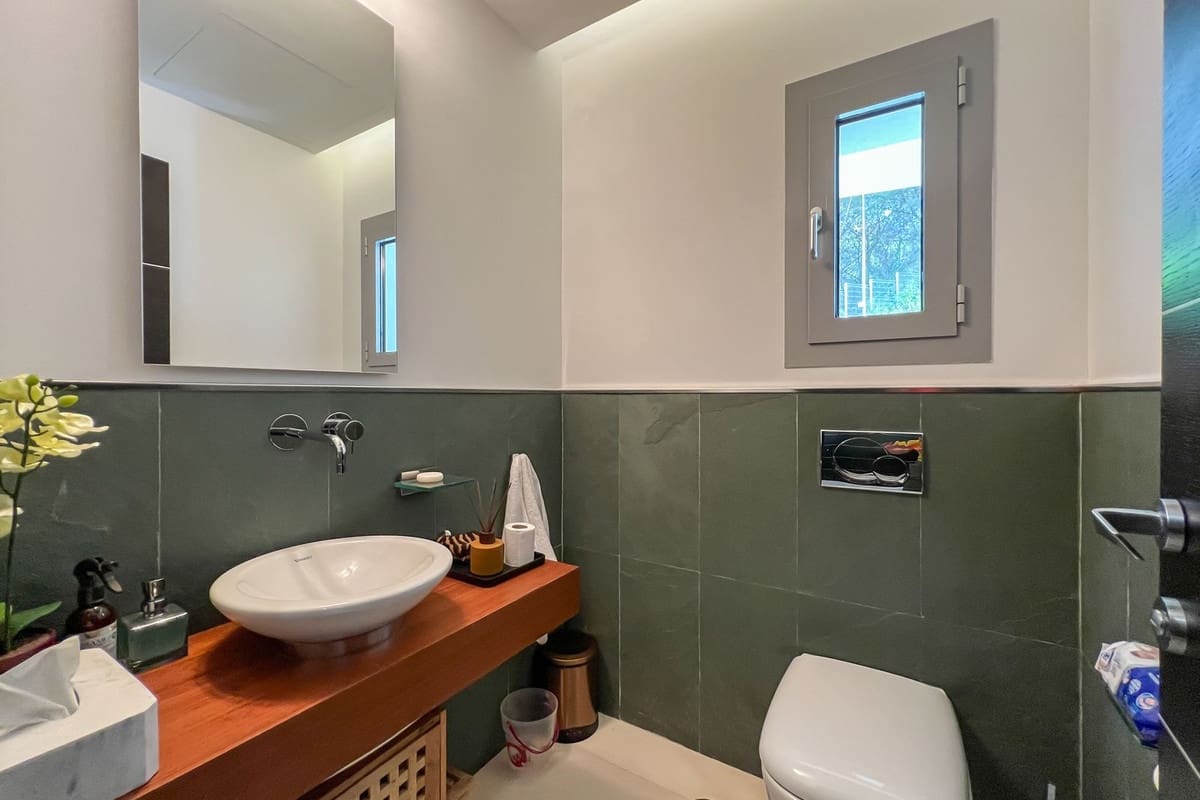 4 soverom Kjedet enebolig til salgs i Marbella med svømmebasseng garasje - € 3 000 000 (Ref: 9628078)