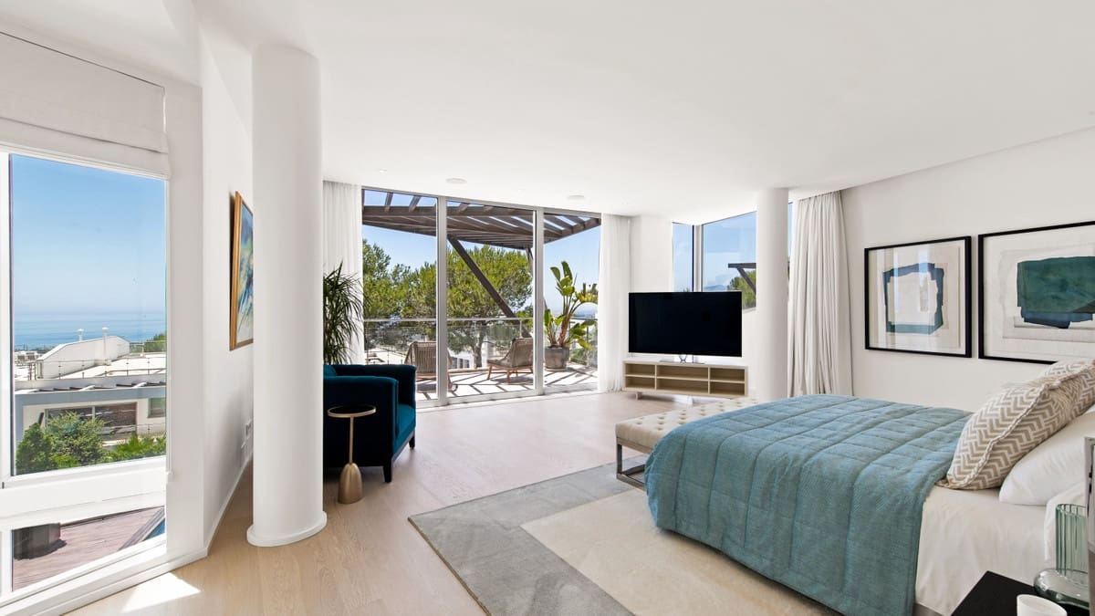 4 soverom Kjedet enebolig til salgs i Marbella med svømmebasseng garasje - € 3 000 000 (Ref: 9628078)