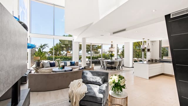 Pareado de 4 habitaciones en Marbella en venta con piscina garaje - 3.000.000 € (Ref: 9628078)