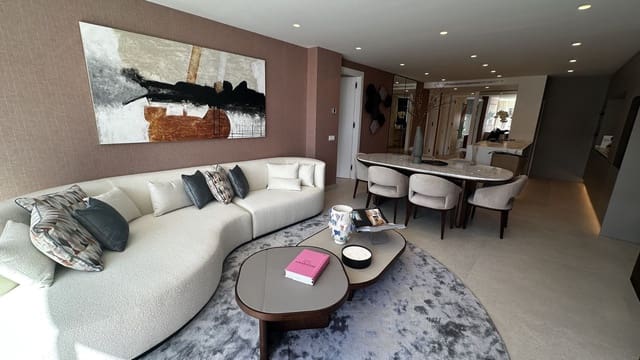 3 soverom Leilighet til salgs i Los Monteros, Marbella med svømmebasseng garasje - € 2 250 000 (Ref: 9628079)