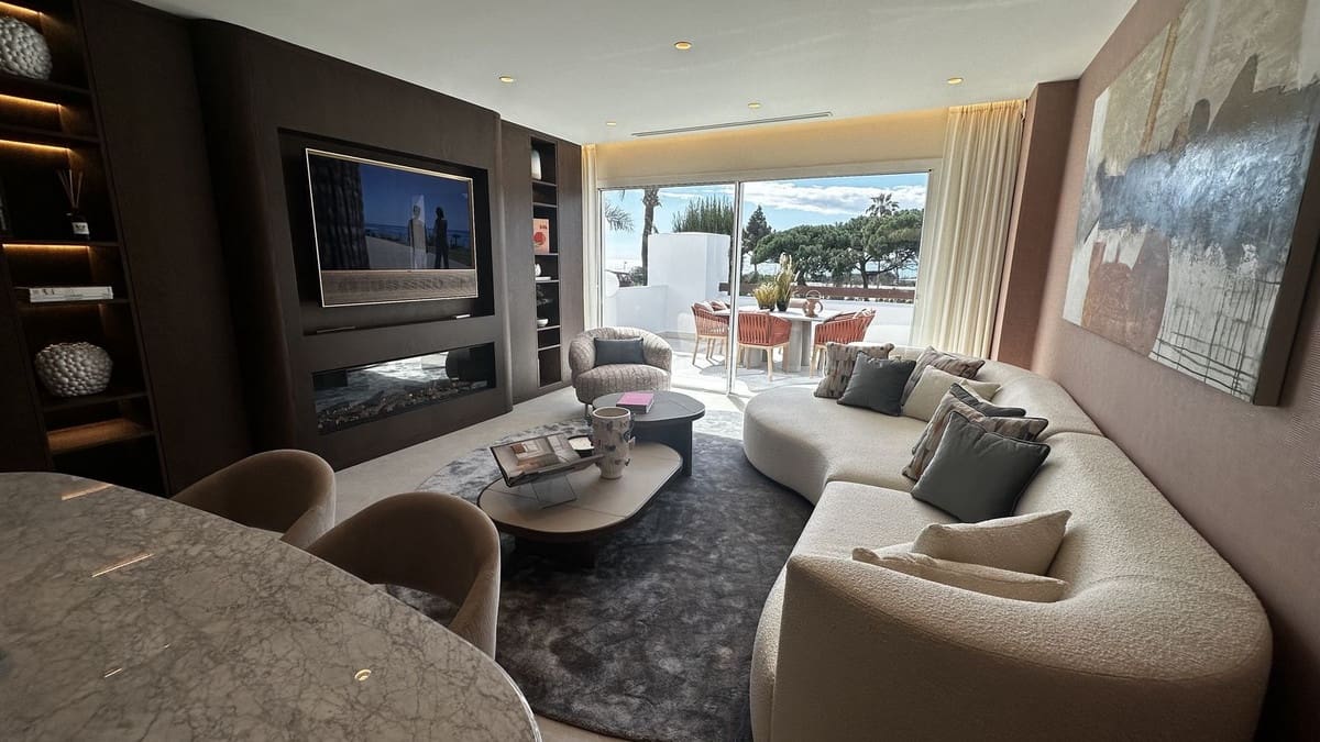 3 Zimmer Apartment zu verkaufen in Los Monteros mit Pool Garage - 2.450.000 € (Ref: 9628079)