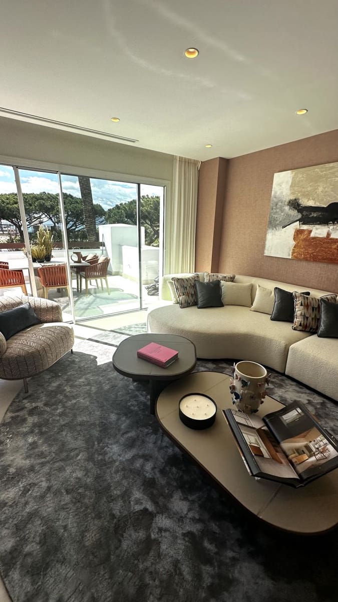 3 Zimmer Apartment zu verkaufen in Los Monteros mit Pool Garage - 2.450.000 € (Ref: 9628079)