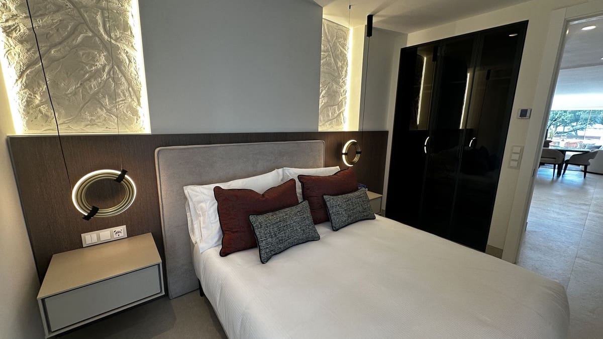 3 Zimmer Apartment zu verkaufen in Los Monteros mit Pool Garage - 2.450.000 € (Ref: 9628079)