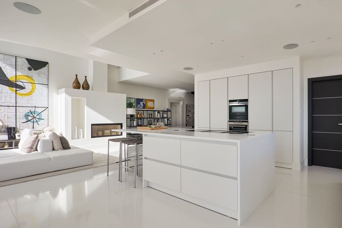 4 soverom Kjedet enebolig til salgs i Marbella med svømmebasseng garasje - € 3 950 000 (Ref: 9628080)