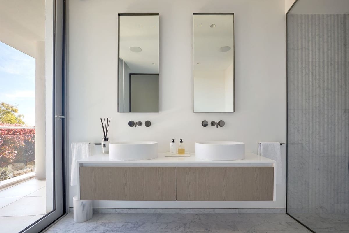 4 soverom Kjedet enebolig til salgs i Marbella med svømmebasseng garasje - € 3 950 000 (Ref: 9628080)