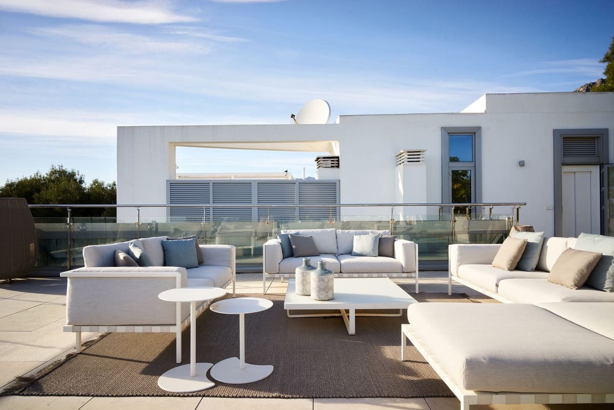 4 soverom Kjedet enebolig til salgs i Marbella med svømmebasseng garasje - € 3 950 000 (Ref: 9628080)