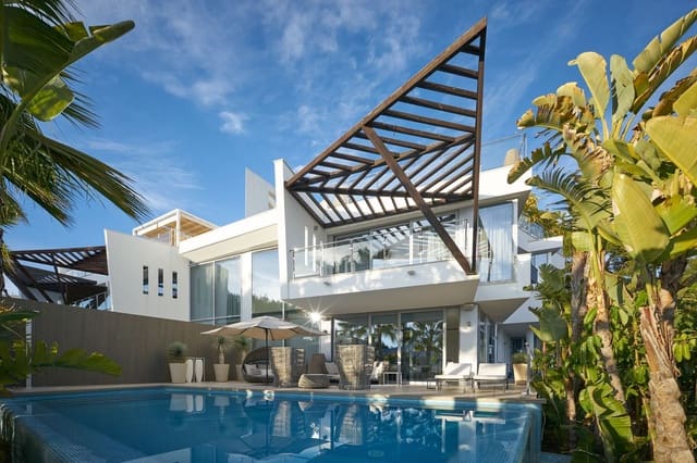 4 quarto Moradia Geminada para venda em Marbella com piscina garagem - 3 950 000 € (Ref: 9628080)