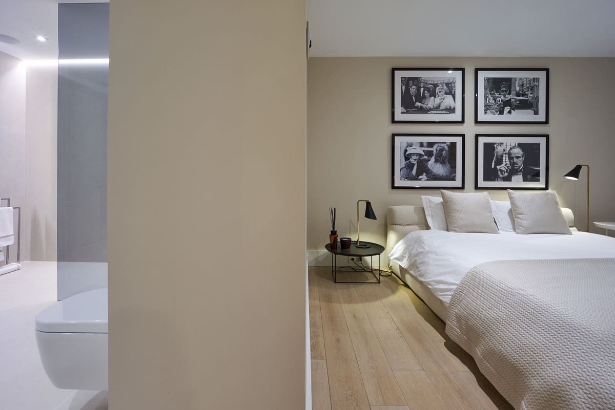 4 bedroom Semi-detached Villa for sale in Marbella with pool garage - € 3,950,000 (Ref: 9628080)