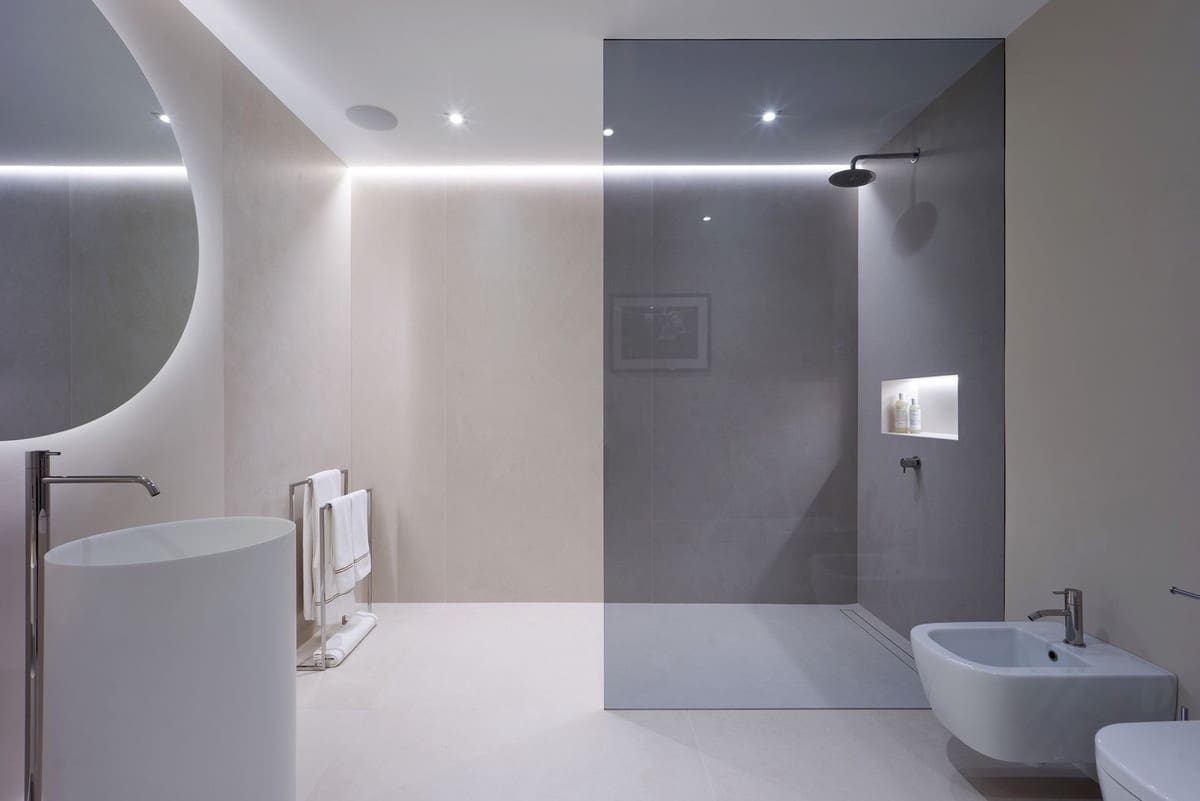 4 bedroom Semi-detached Villa for sale in Marbella with pool garage - € 3,950,000 (Ref: 9628080)