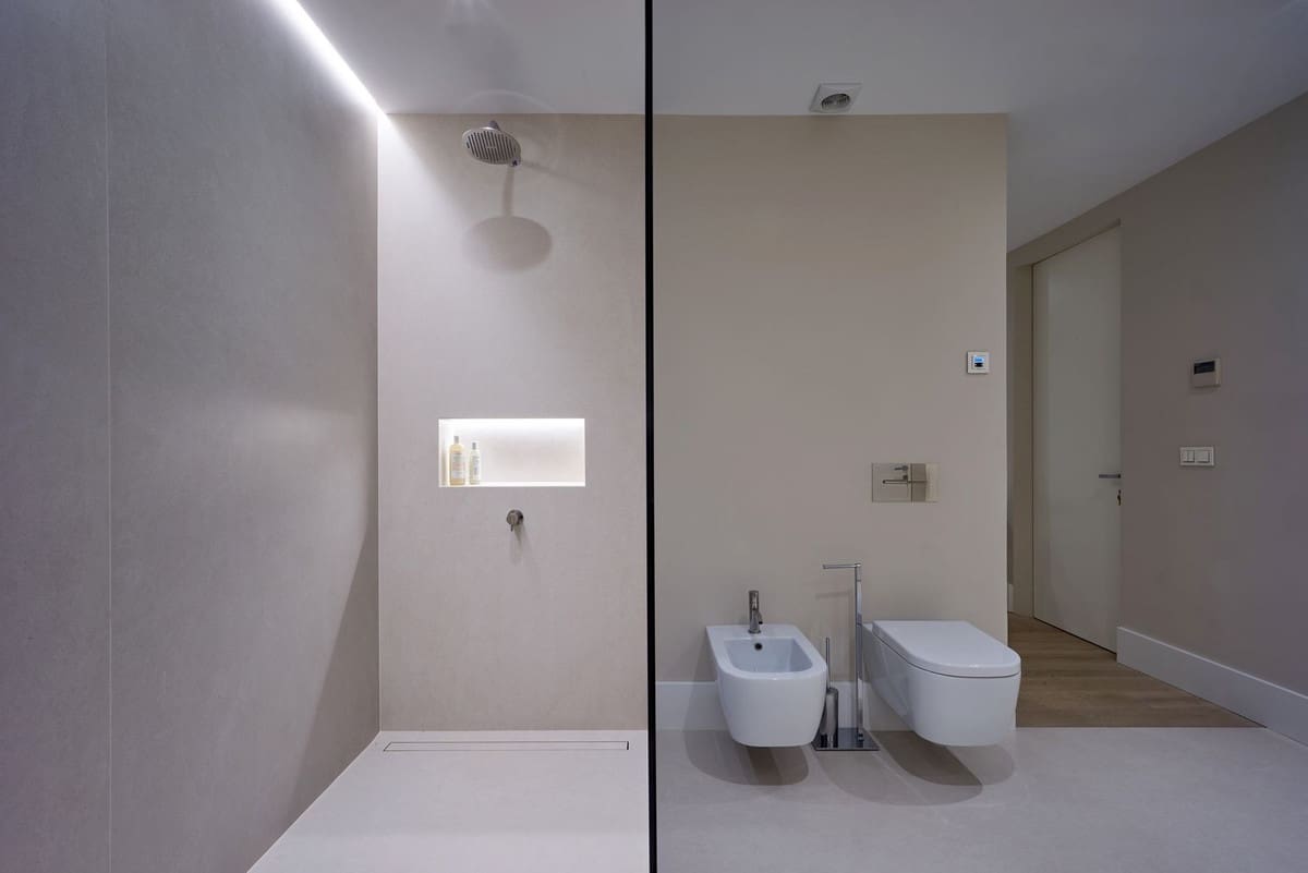 4 bedroom Semi-detached Villa for sale in Marbella with pool garage - € 3,950,000 (Ref: 9628080)