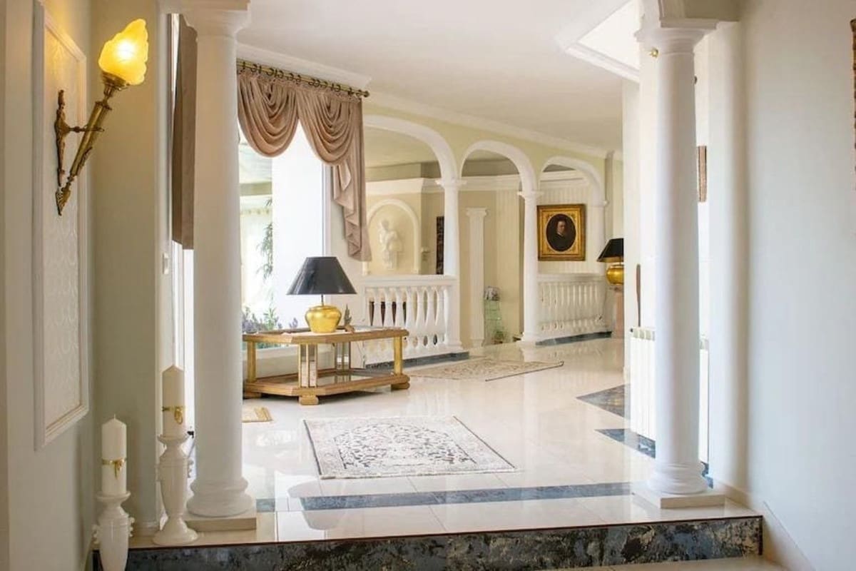 6 slaapkamer Villa te koop in Marbella met zwembad garage - € 2.290.000 (Ref: 9628082)