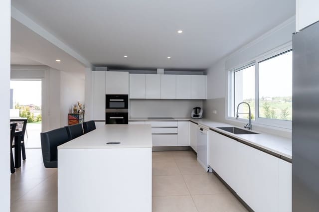 3 sypialnia Willa na sprzedaż w Seghers, Estepona z basenem garażem - 2 200 000 € (Ref: 9628083)