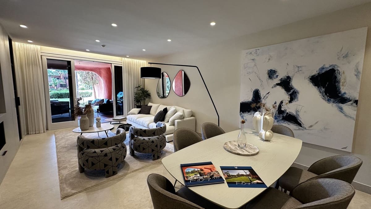 3 bedroom Apartment for sale in Estepona with pool garage - € 1,825,000 (Ref: 9628084)