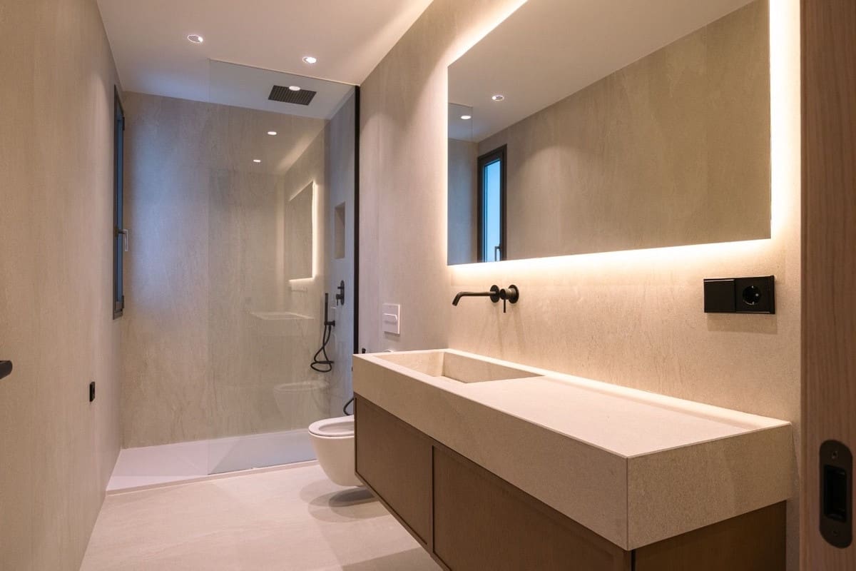 4 slaapkamer Villa te koop in Estepona met zwembad garage - € 1.695.000 (Ref: 9628085)