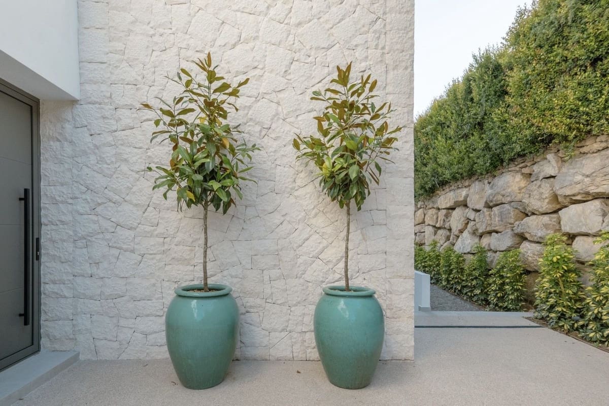 4 slaapkamer Villa te koop in Estepona met zwembad garage - € 1.695.000 (Ref: 9628085)