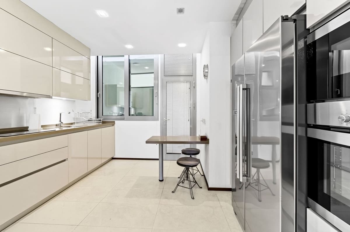 2 sovrum Hus till salu i Marbella med pool garage - 1 417 500 € (Ref: 9628086)