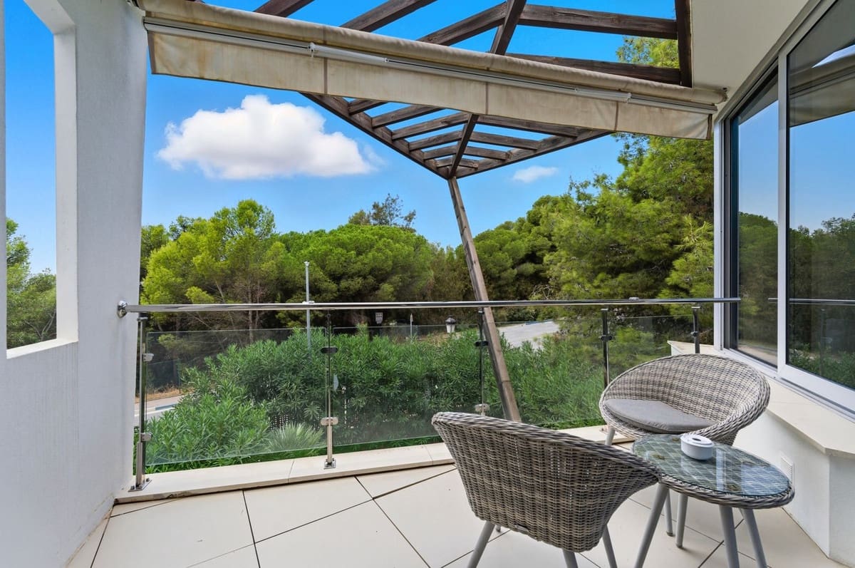 2 sovrum Hus till salu i Marbella med pool garage - 1 417 500 € (Ref: 9628086)