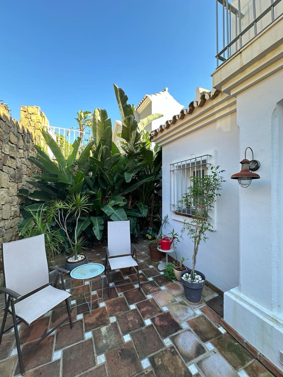 3 sovrum Hus till salu i Golden Mile med pool garage - 1 250 000 € (Ref: 9628087)