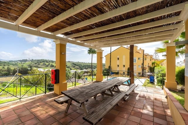 3 slaapkamer Appartement te koop in Bel-Air, Estepona met zwembad garage - € 595.000 (Ref: 9628089)