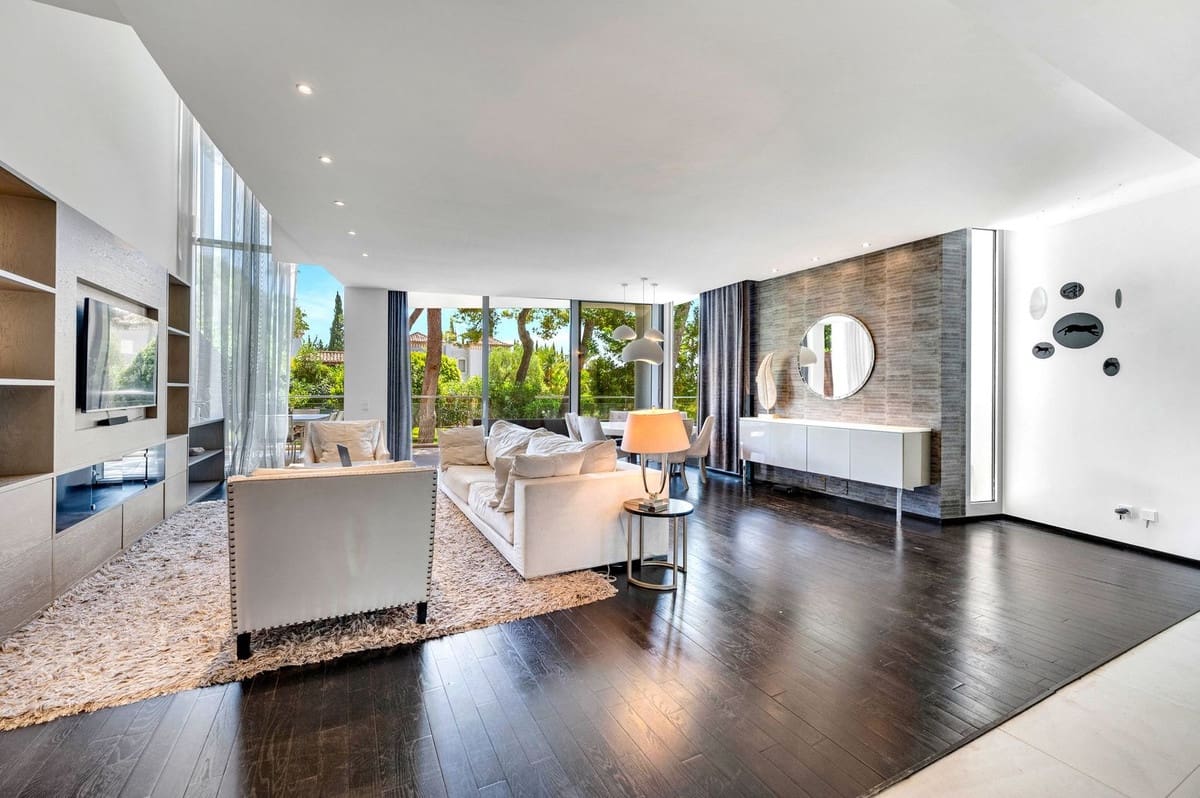 2 sovrum Semi-fristående Villa för semesterbostäder i Marbella med pool garage - 6 500 € (Ref: 9628091)