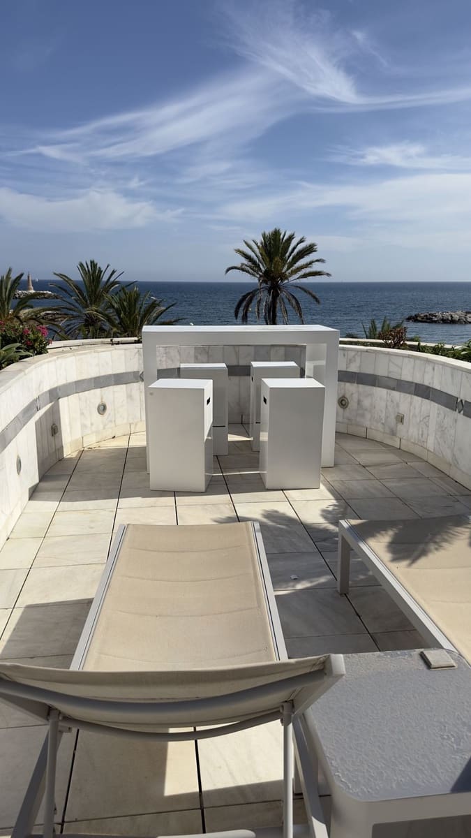 3 soverom Leilighet til salgs i Puerto Banus med svømmebasseng garasje - € 5 100 000 (Ref: 9650596)