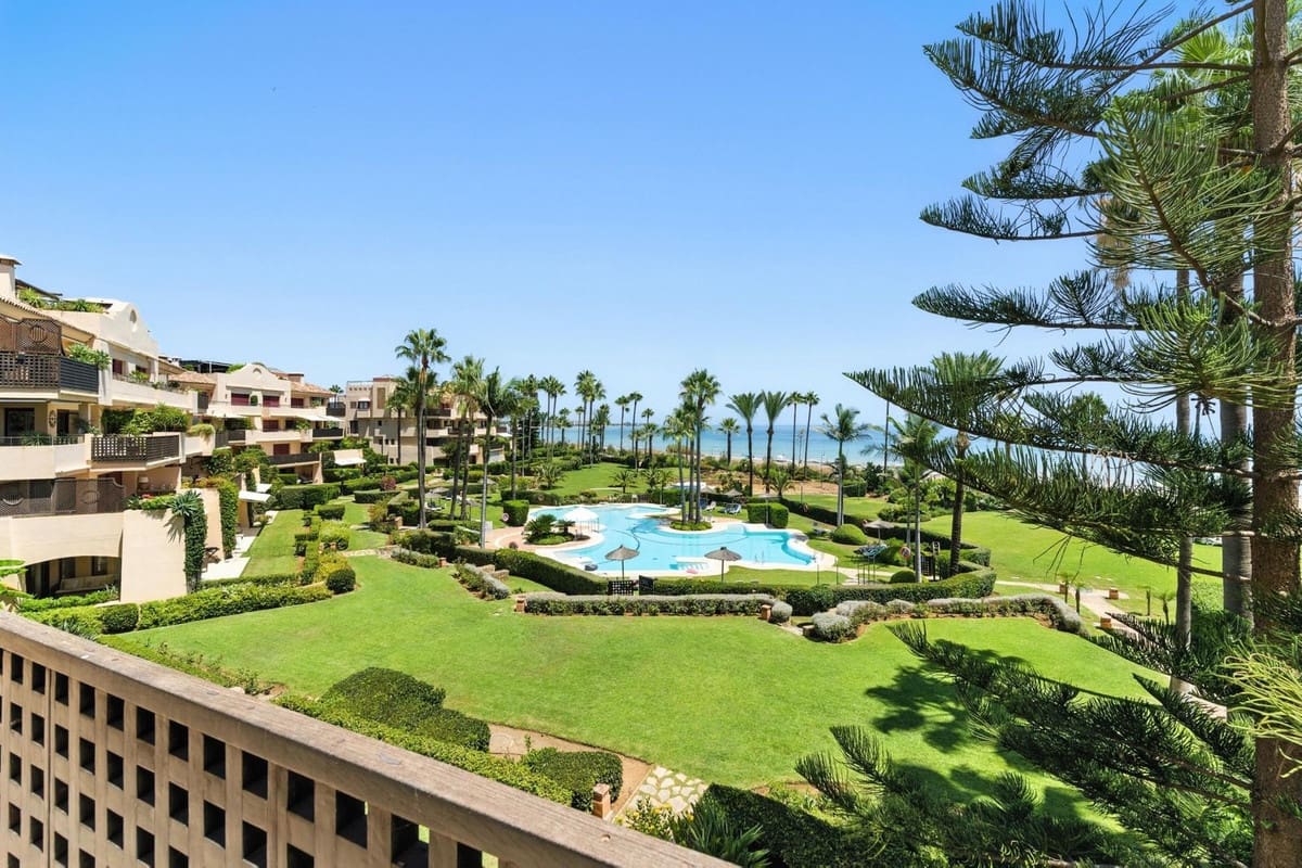 2 bedroom Apartment for sale in Costalita with pool garage - € 1,490,000 (Ref: 9672083)